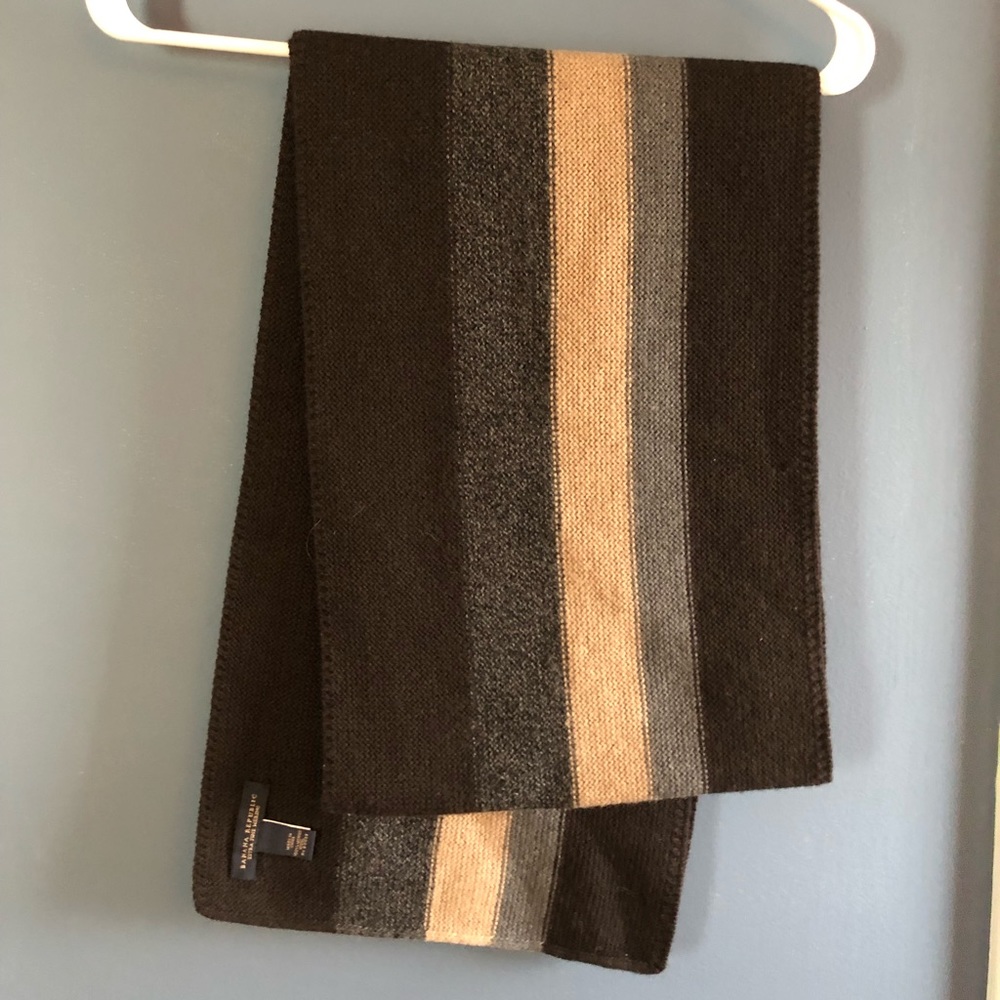 Banana republic extra fine merino wool scarf